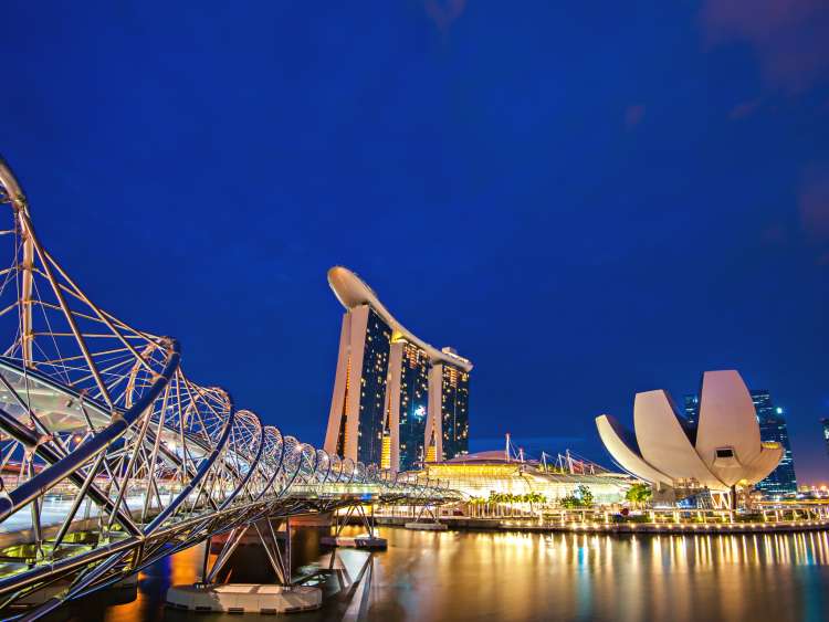Helix Bridge singapore travel landmark