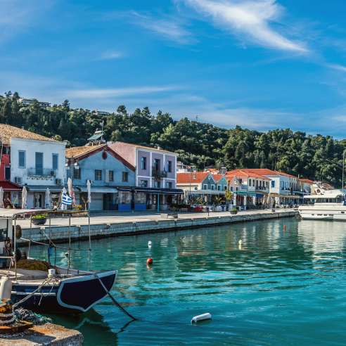 When is the best time to visit Greece?