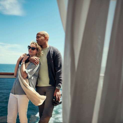 The best time to book last-minute cruises  