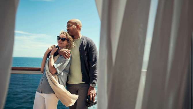 The best time to book last-minute cruises  