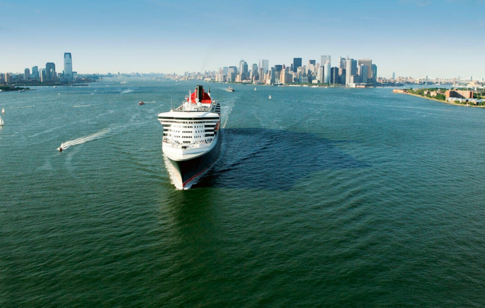 「豪華客船アキタニア: 四重ねじタービン駆動のキュナードライナー」（英語版） 豪華客船アキタニア: 四重ねじタービン駆動のキュナードライナー