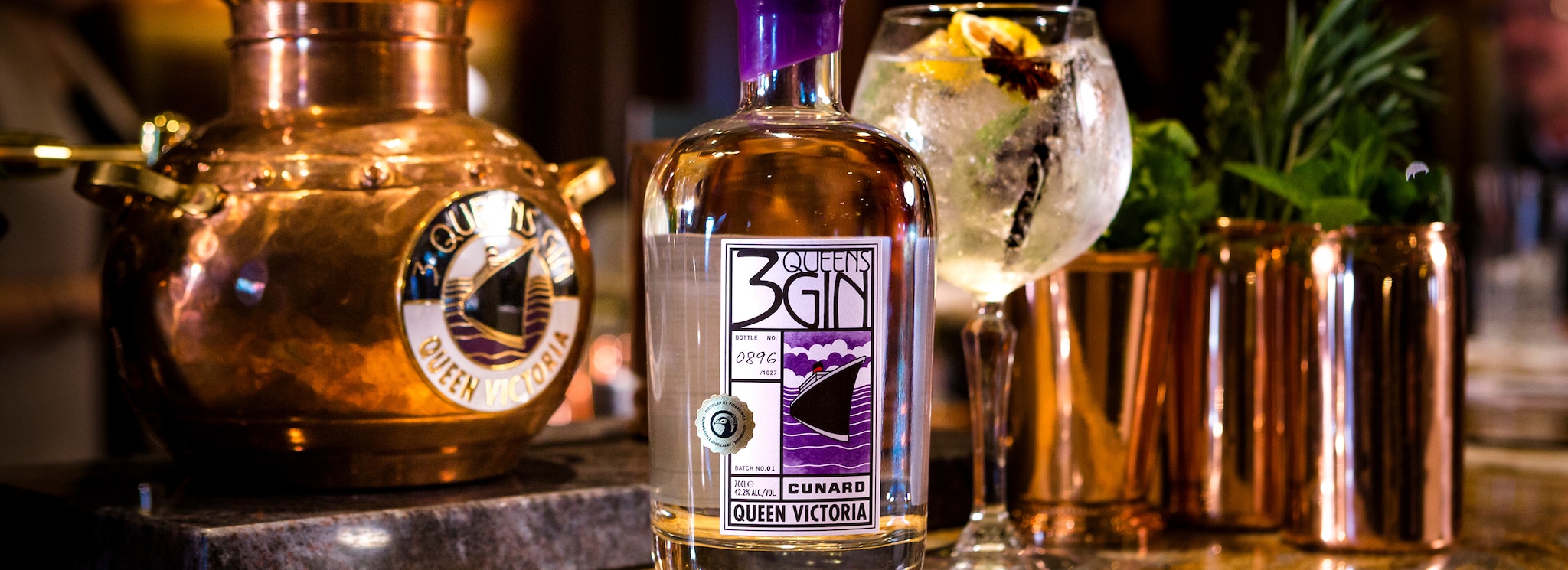 Gin and Fizz at The Midships Lounge