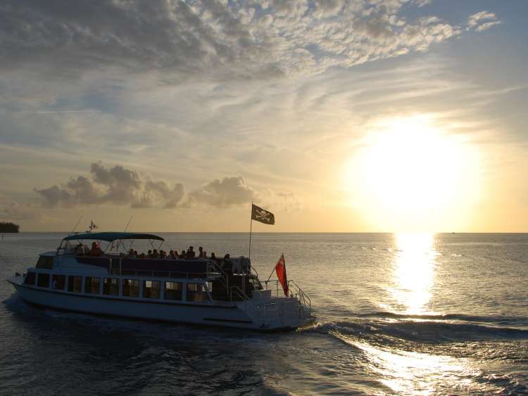 Bermuda Glass Bottom Boat at Sunset