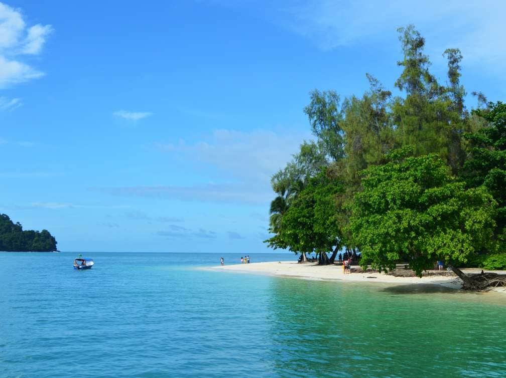  Cunard luxury world cruises and world cruise sectors 2024 & 2025 