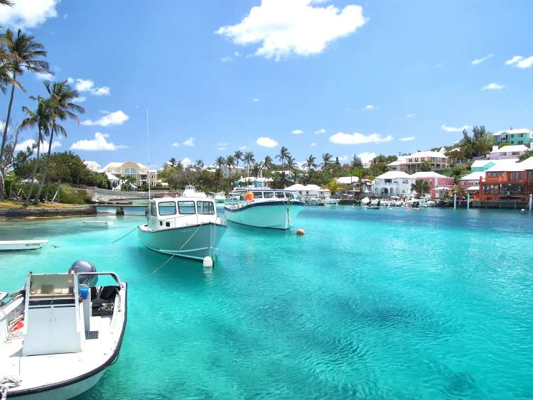 passport to travel to bermuda