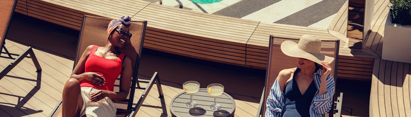 {"metadata_en_GB":{"alt-text":"Guests relax beside Queen Anne's Panorama Pool"},"metadata_de_DE":{"alt-text":"Guests relax beside Queen Anne's Panorama Pool"},"metadata_en_AU":{"alt-text":"Guests relax beside Queen Anne's Panorama Pool"},"metadata_en_US":{"alt-text":"Guests relax beside Queen Anne's Panorama Pool"}}