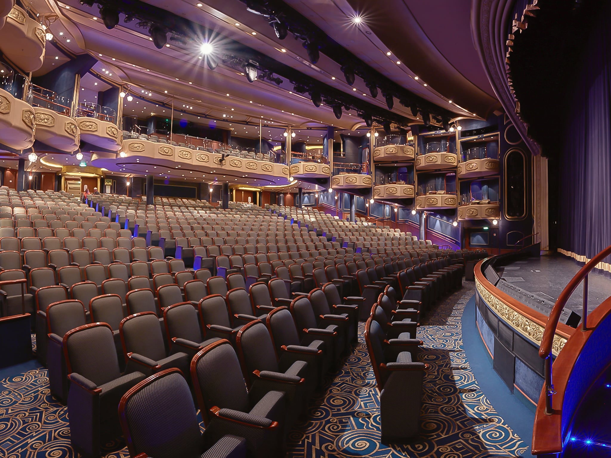 Queen Elizabeth Luxury Cruise Ship - Explore with Cunard