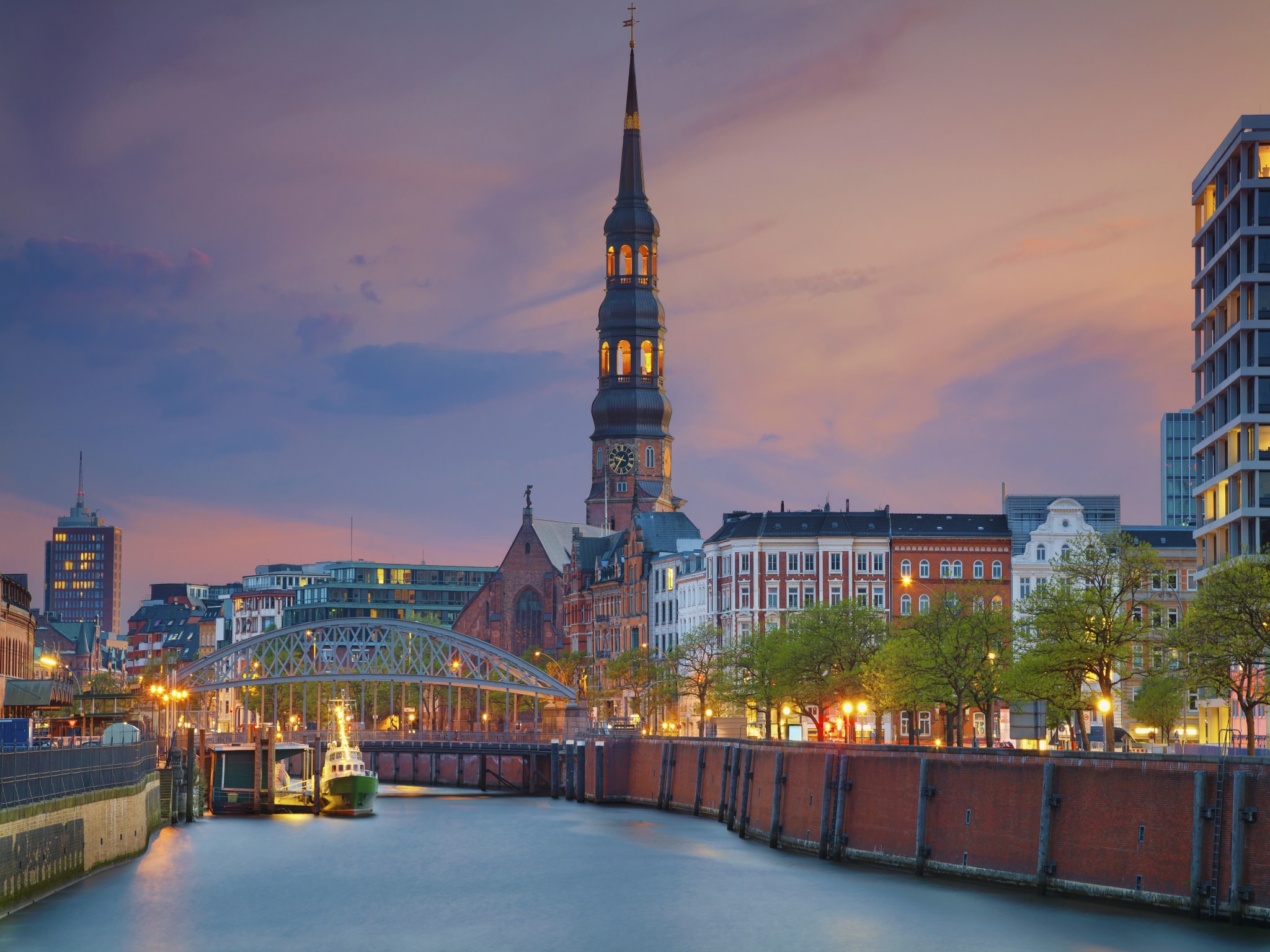 Southampton To Hamburg, 2 Nights