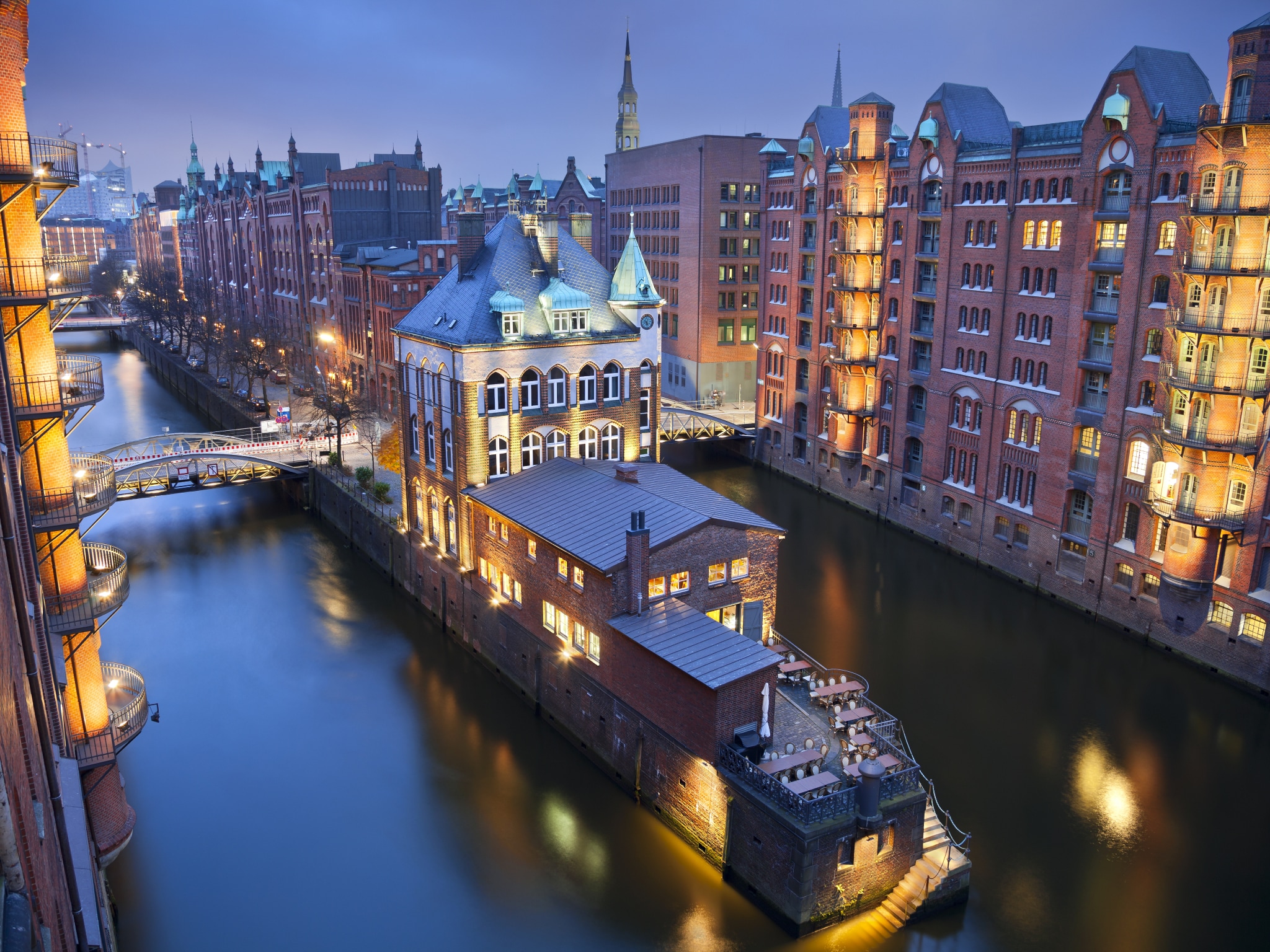Southampton To Hamburg, 2 Nights