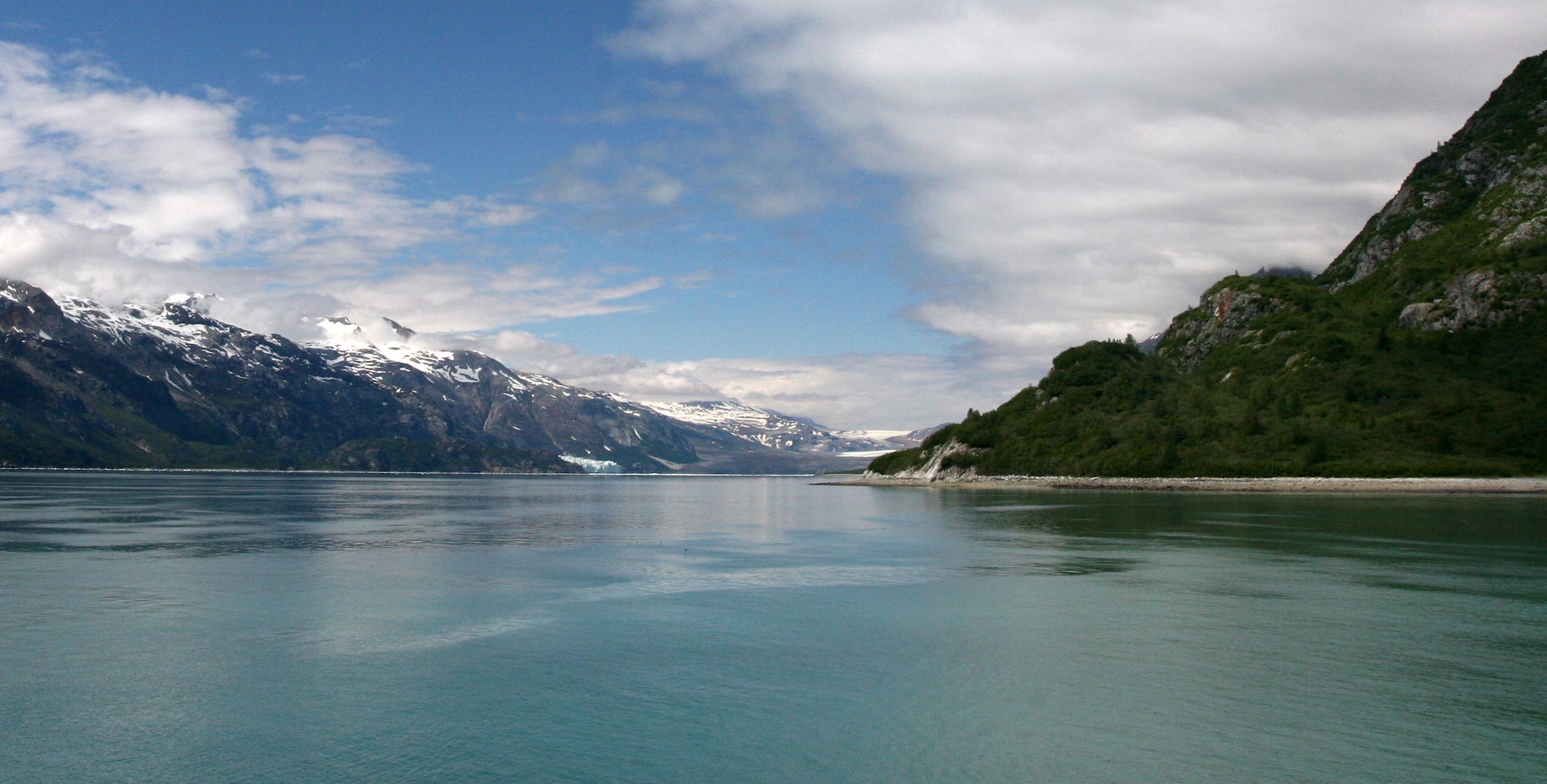 {"metadata_en_GB":{"alt-text":"Scenic view within Glacier Bay National Park and Preserve in Southeast Alaska."},"metadata_de_DE":{"alt-text":"Malerische Aussicht im Glacier Bay National Park and Preserve im Südosten Alaskas."},"metadata_en_AU":{"alt-text":"Scenic view within Glacier Bay National Park and Preserve in Southeast Alaska."},"metadata_en_US":{"alt-text":"Scenic view within Glacier Bay National Park and Preserve in Southeast Alaska."}}