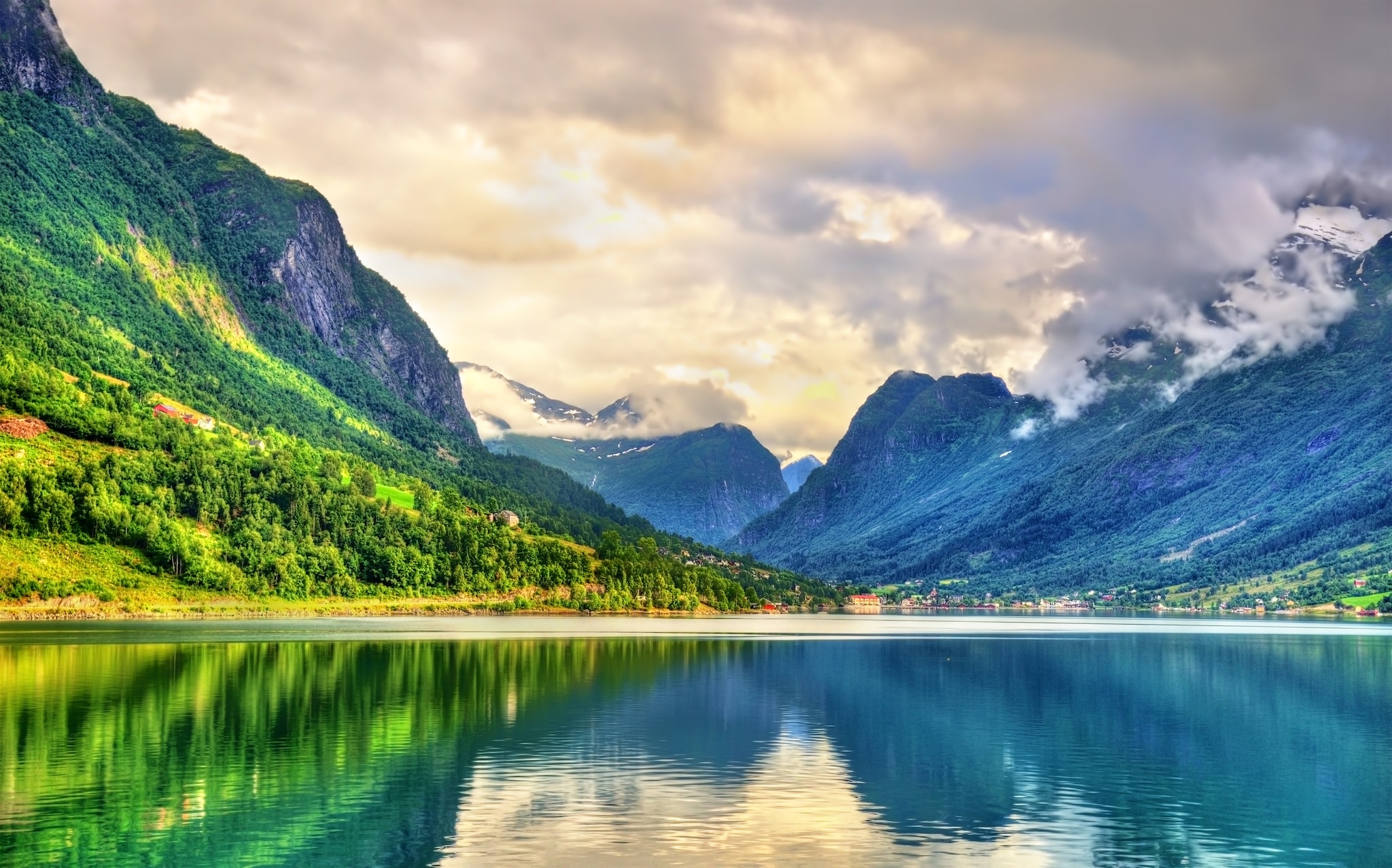 {"metadata_en_GB":{"alt-text":"The forested slopes and silver waters of Innvikfjorden, Mother Nature’s Wonderland"},"metadata_en_AU":{"alt-text":"The forested slopes and silver waters of Innvikfjorden, Mother Nature’s Wonderland"},"metadata_en_US":{"alt-text":"The forested slopes and silver waters of Innvikfjorden, Mother Nature’s Wonderland"}}