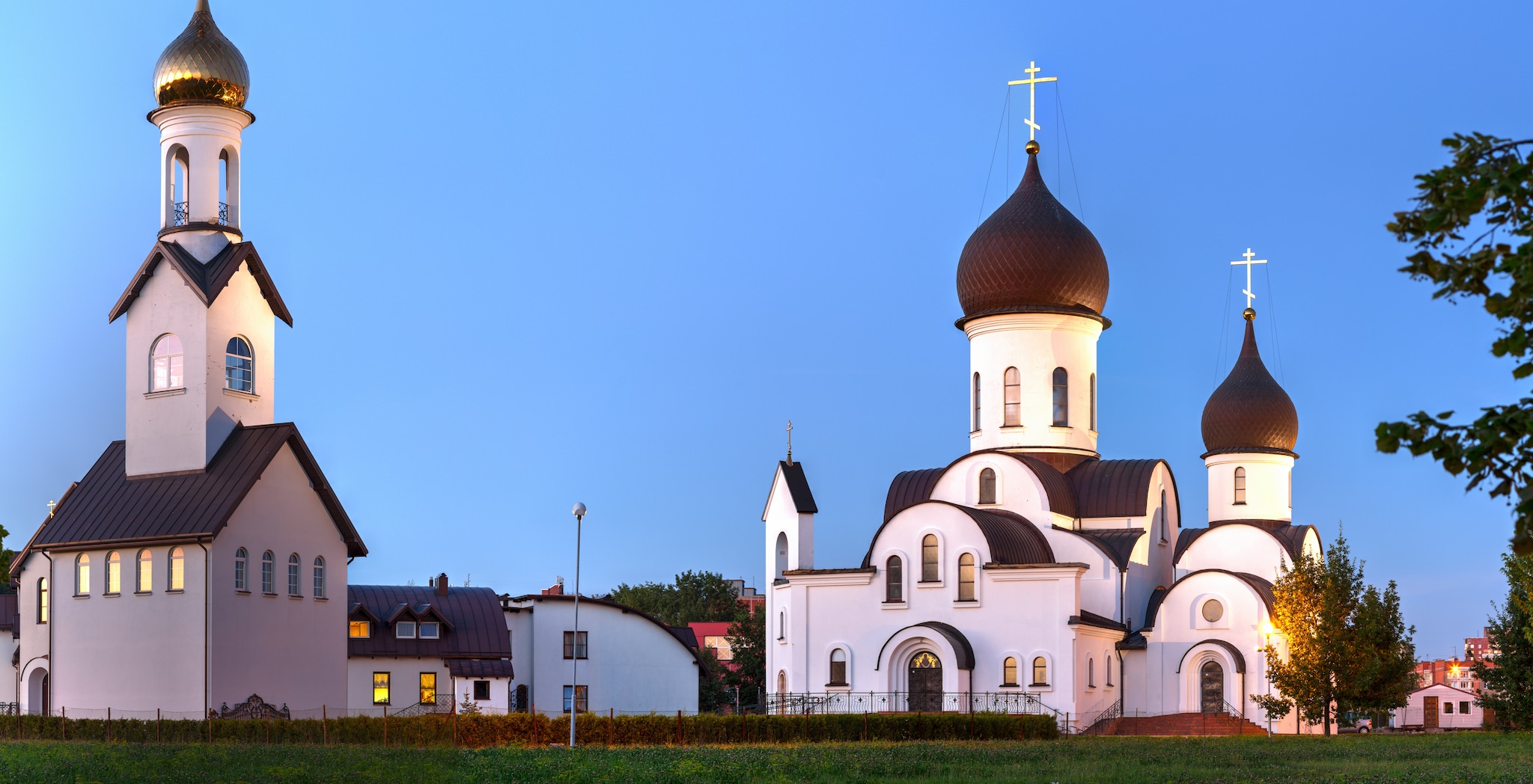 {"metadata_en_GB":{"alt-text":"This image shows the Pokrov-Nikolskaya Orthodox Church in Klaipėda, Lithuania."},"metadata_de_DE":{"alt-text":"Dieses Bild zeigt die orthodoxe Kirche Pokrow-Nikolskaja in Klaipėda, Litauen."},"metadata_en_AU":{"alt-text":"This image shows the Pokrov-Nikolskaya Orthodox Church in Klaipėda, Lithuania."},"metadata_en_US":{"alt-text":"This image shows the Pokrov-Nikolskaya Orthodox Church in Klaipėda, Lithuania."}}