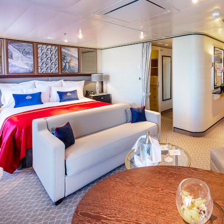 Queens Suite on Queen Mary 2