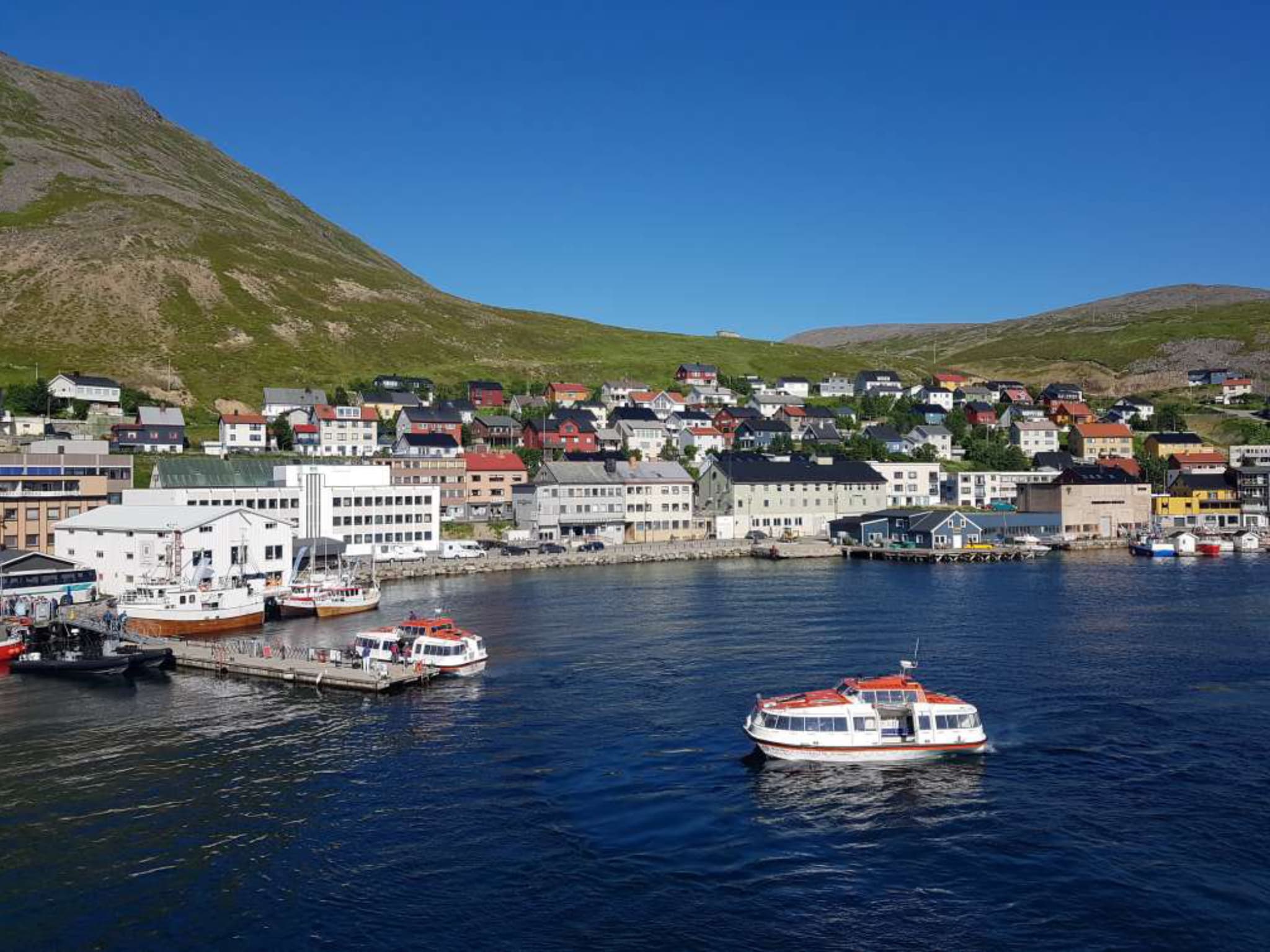 Honningsvaag coastline with houses facing the sea front